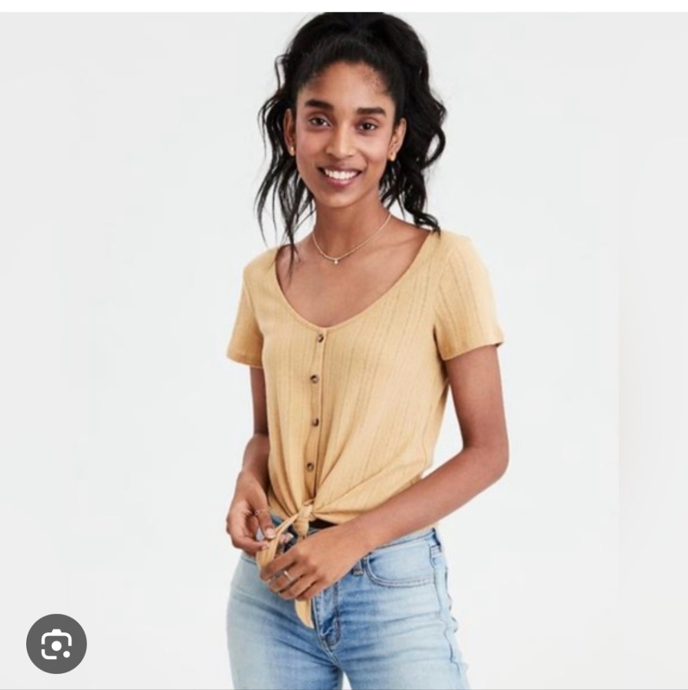 American Eagle Outfitters Mustard Short Sleeve Button-Front Tie Top
